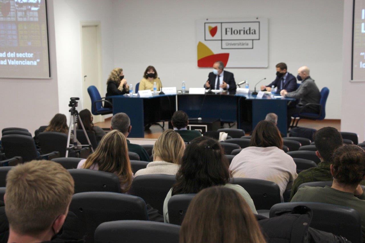 Florida Universitària lanza el nuevo Grado Oficial en Gestión del Transporte y la Logística