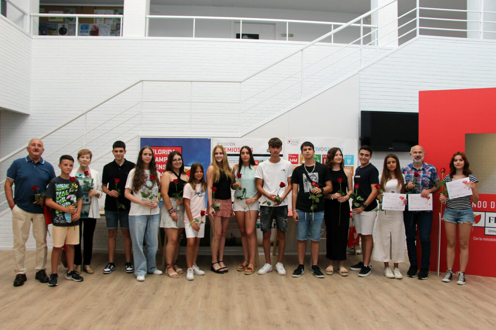 Florida Universitària entrega los Premios Literarios ‘La Rosa de Paper’ en su XXVIII Edición