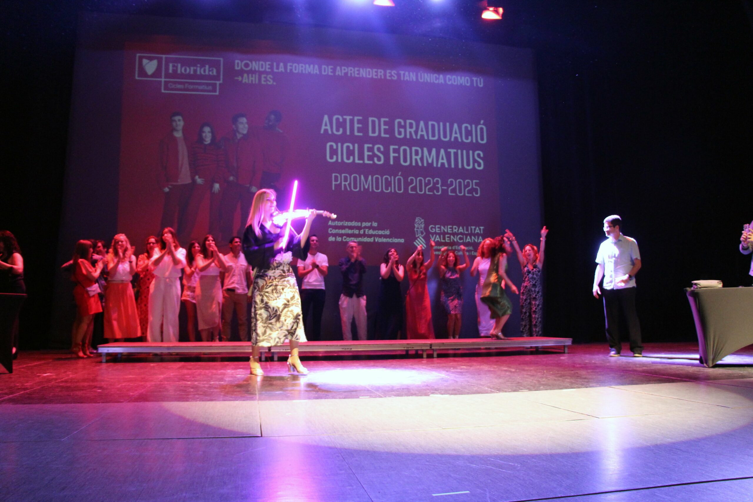 La Promoción 2025 culmina su etapa en Florida Cicles Formatius con el Acto de Graduación