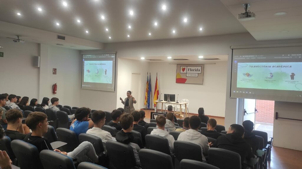 El programa “Profesionales al aula” ofrece al alumnado una visión cercana de su futuro laboral