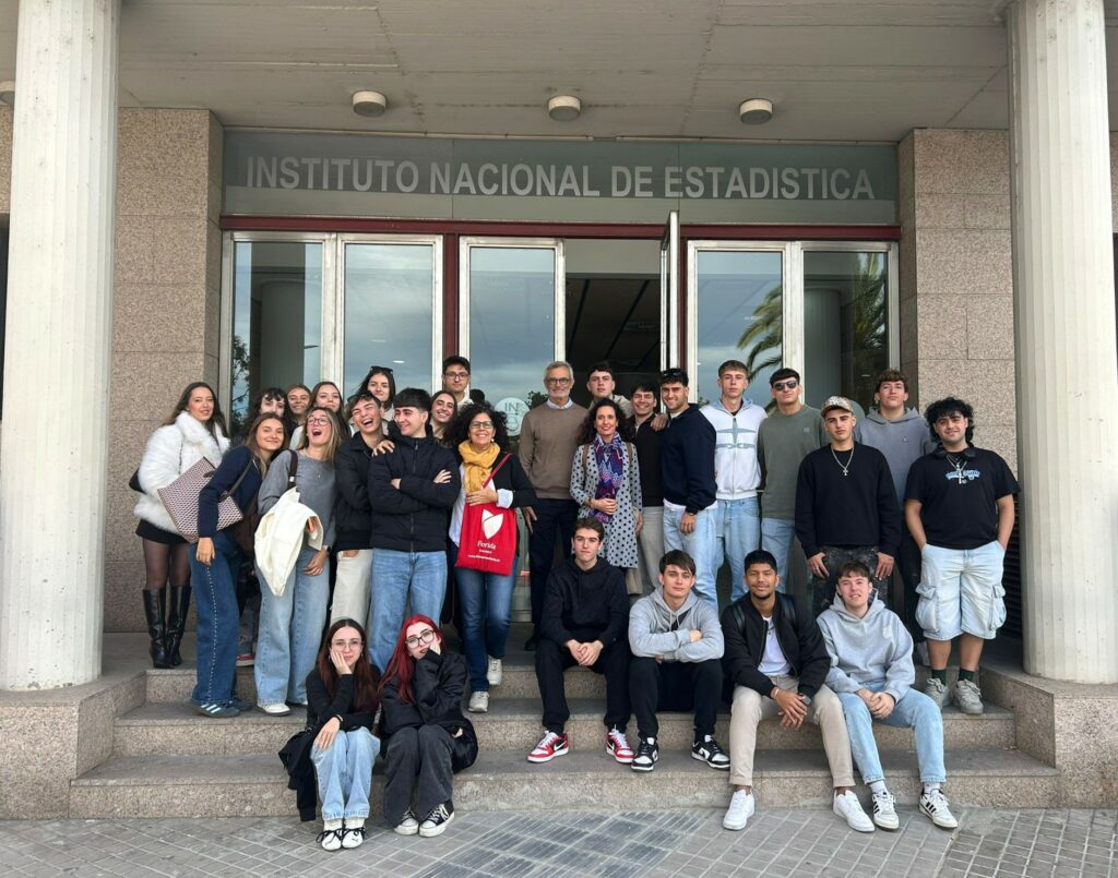 Aprendiendo sobre el análisis y la interpretación de datos en el INE