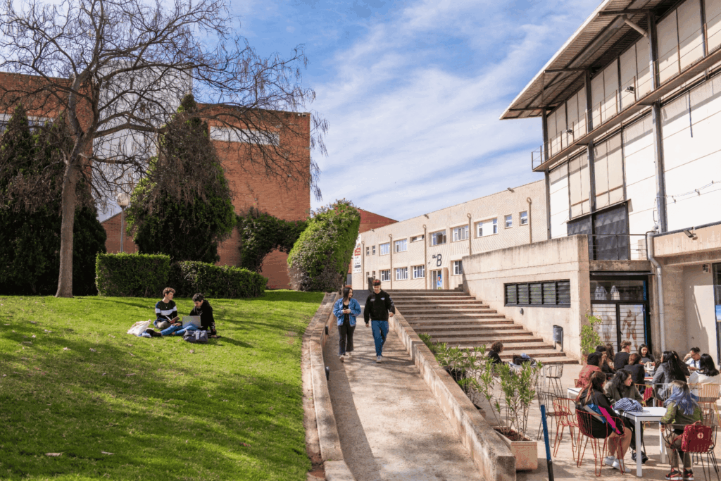 Florida Grup Educatiu potencia Catarroja como Campus Saludable con actividades de bienestar físico y emocional