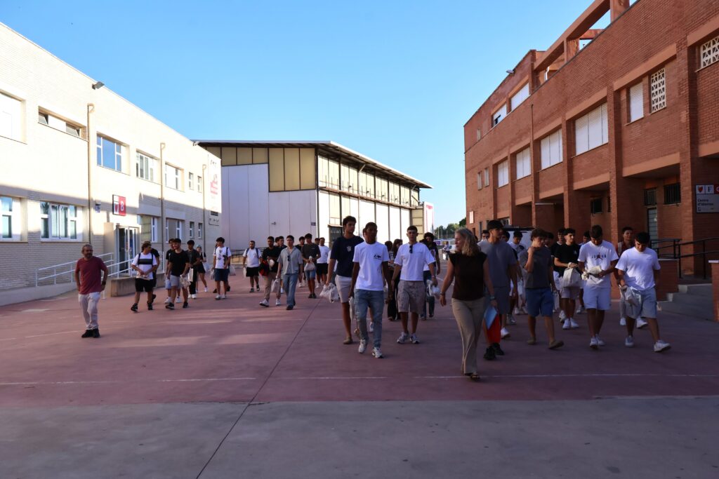 Más de 500 nuevos estudiantes descubren Florida Cicles Formatius en el Precampus 26-27
